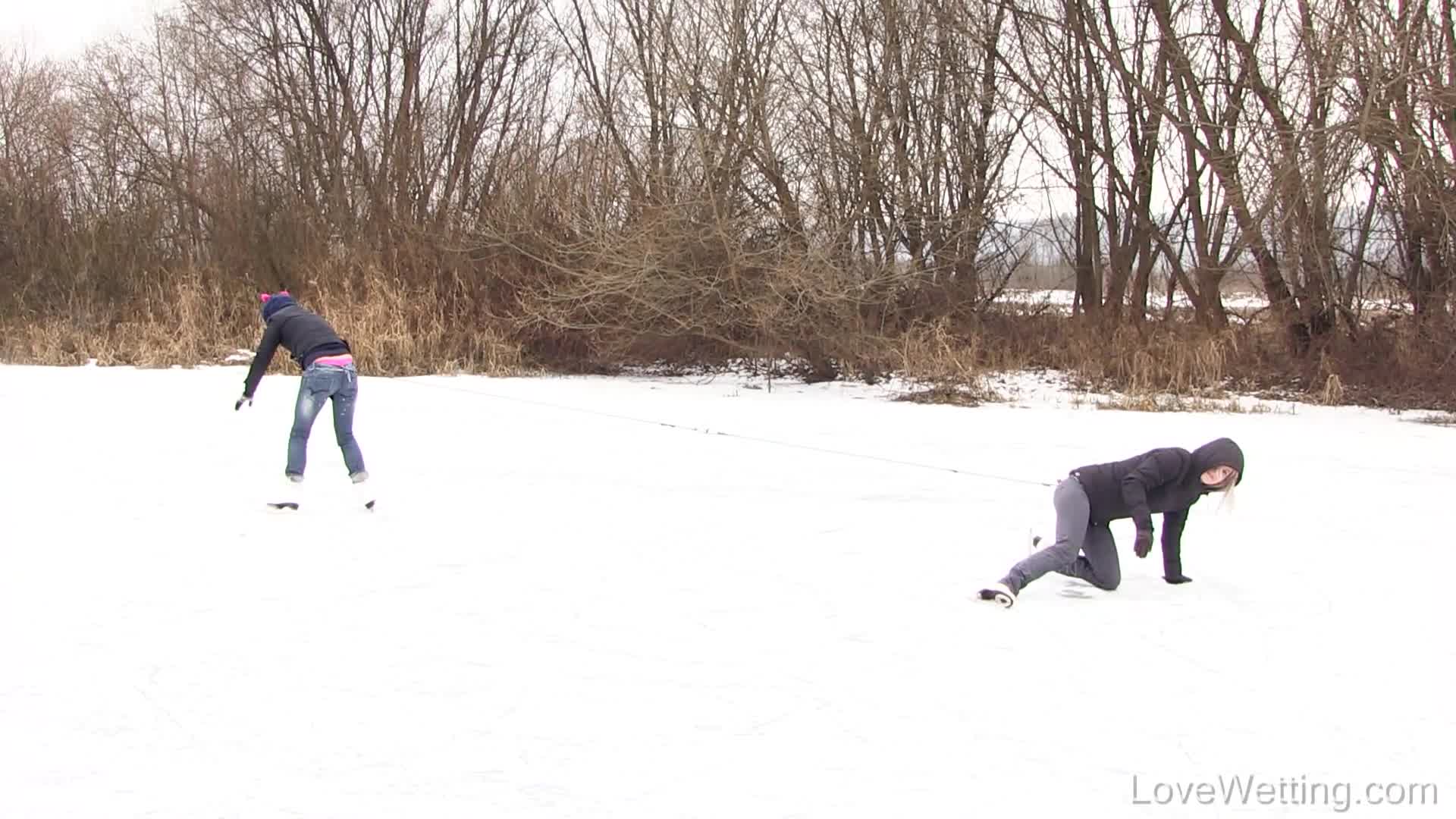 Frozen fun – Licky Lex