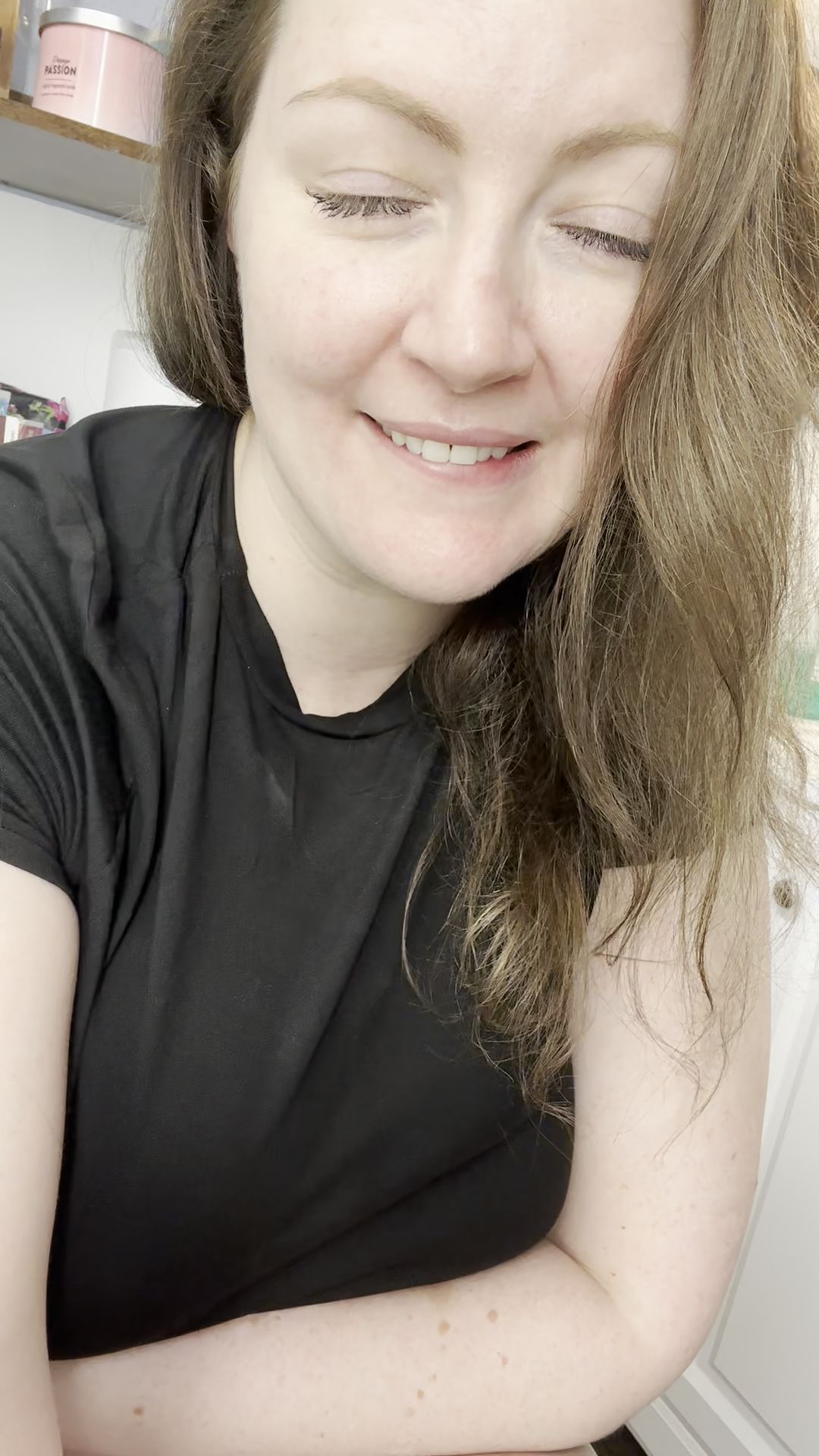 Mistress Nelly – Sneaking in on Mommy Pooping