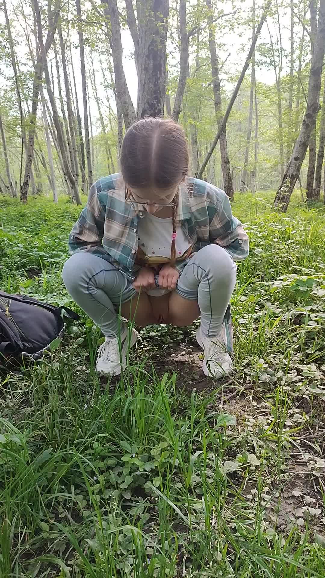 Lily Slutty – Pissing in nature 3 videos
