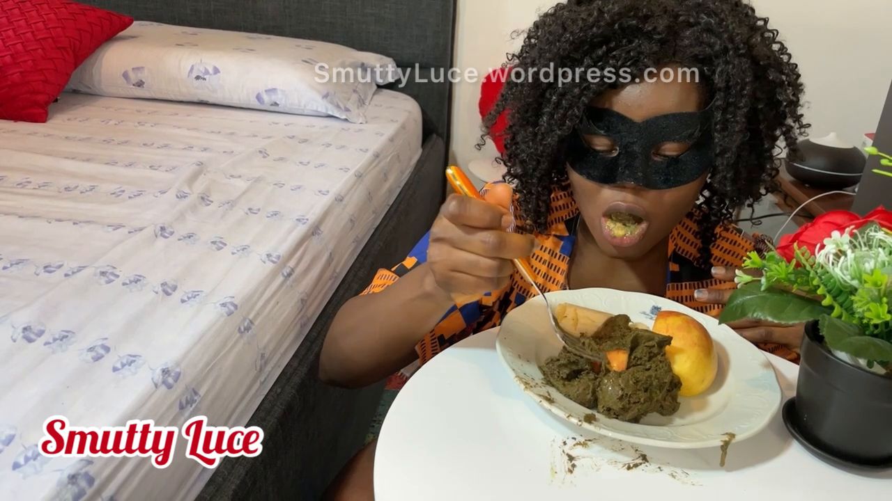Smutty Luce – My Sexy Shit Dinner – SCAT MUKBANG