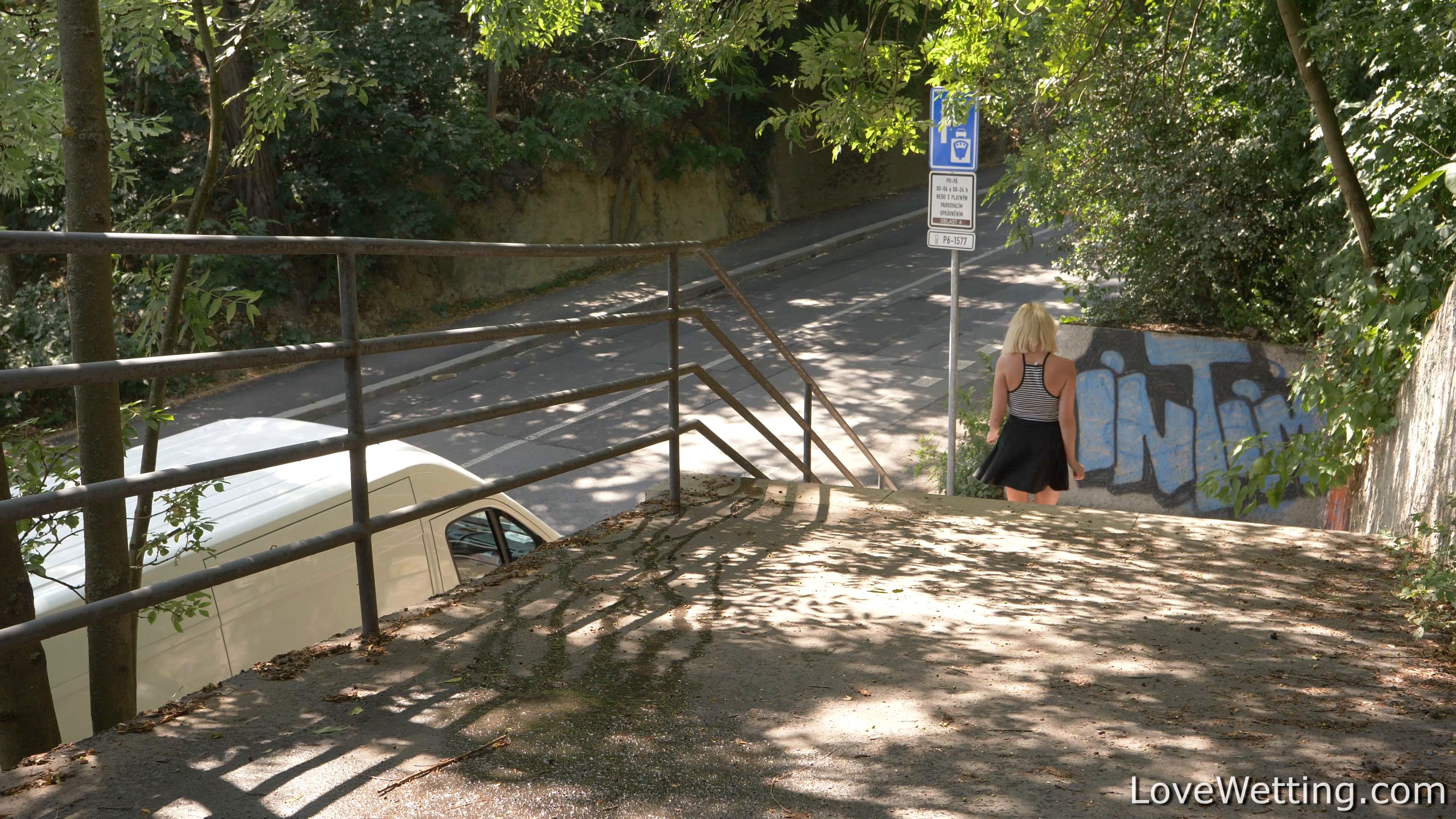 Bonus With Marilyn Moore 4k