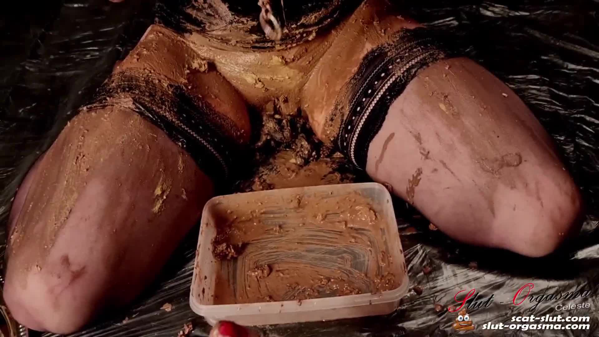 SlutOrgasma – Extreme play in a lot of saved shit