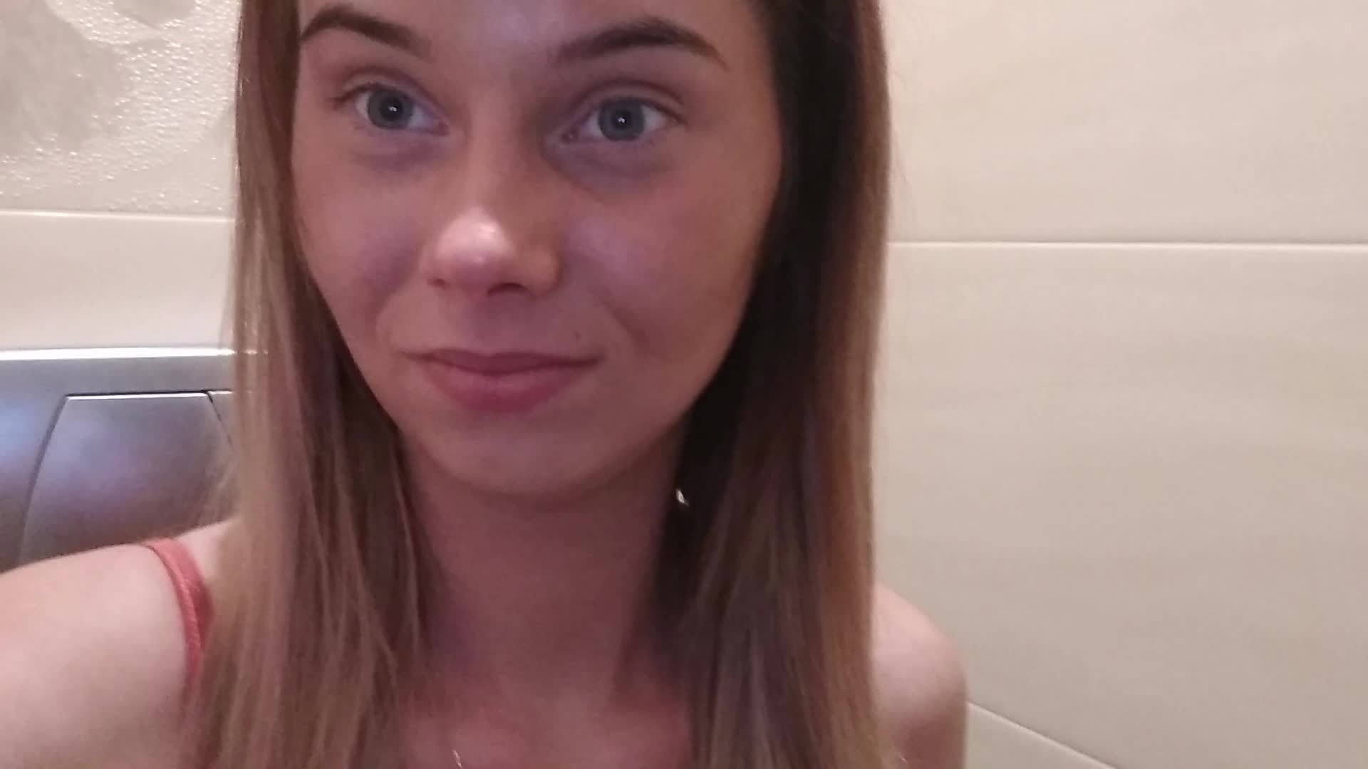 HotDirtyIvone – Public Diarrhea