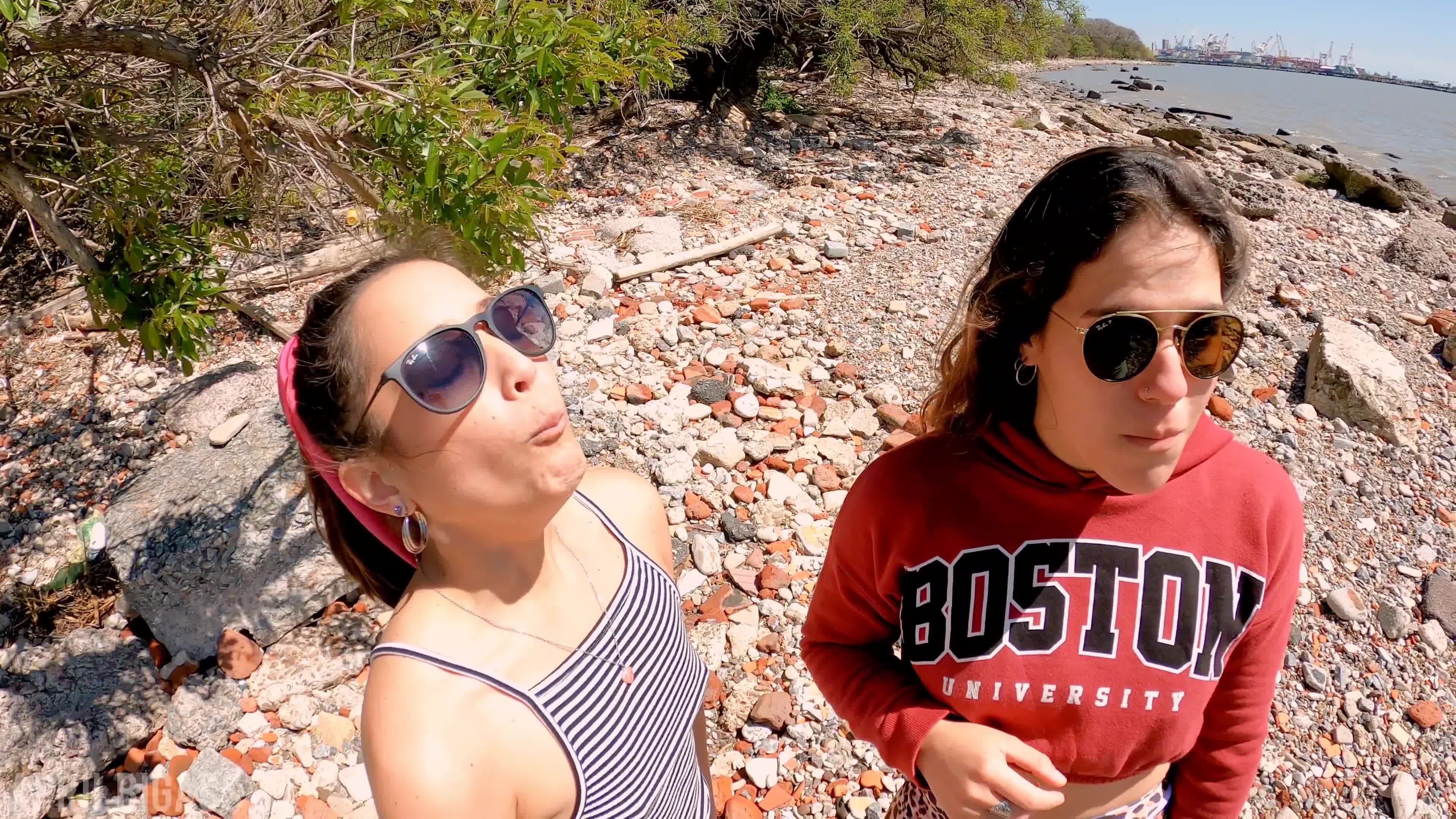 April BigAss – Drinking Pee With My Best Friend