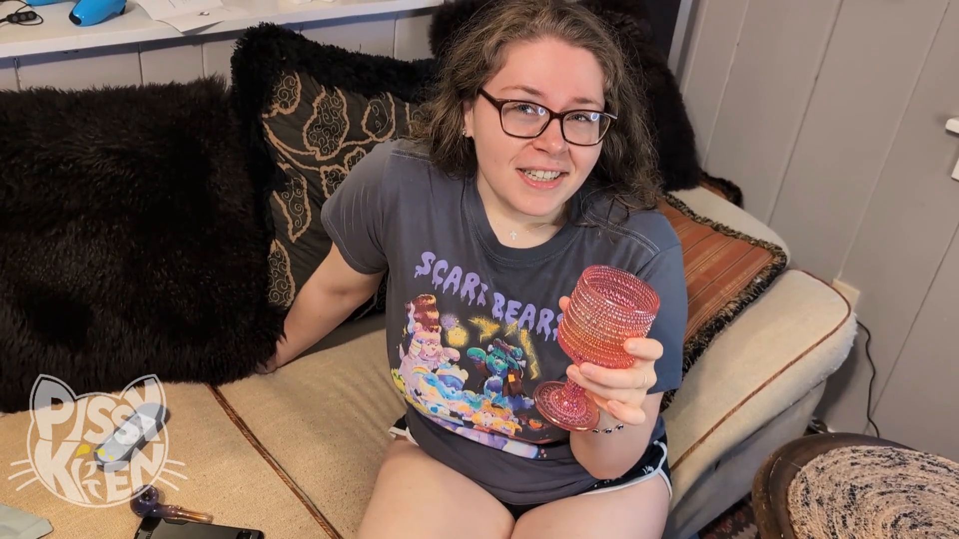 Daddy fills my free use mouth with piss all day