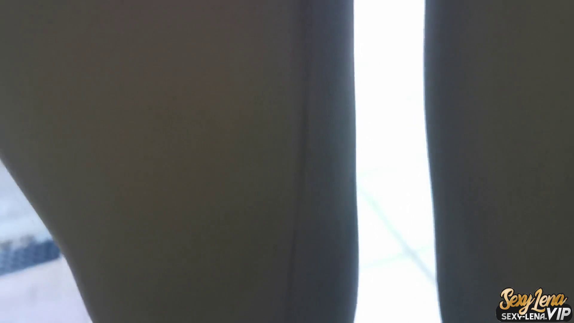 GODDESS LENA – My Golden Juice