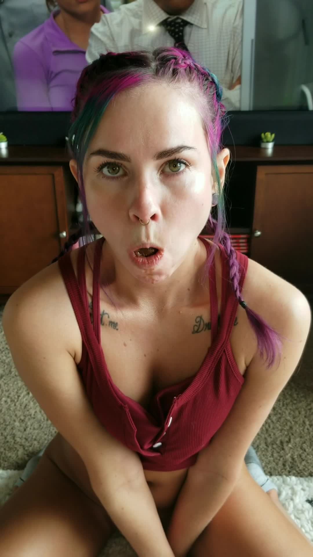 SluttyLittleLex aka LilButtLex – Eating From My Master part 1