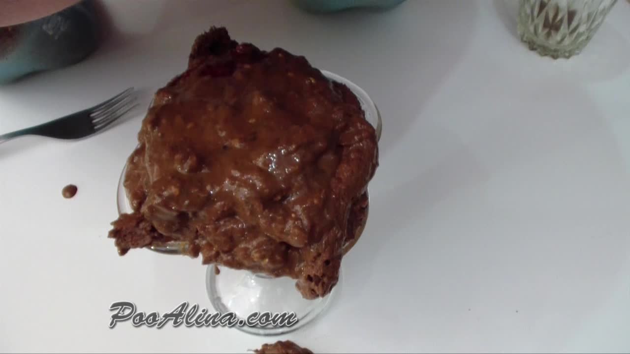 PooAlina – Morning Dinner is served