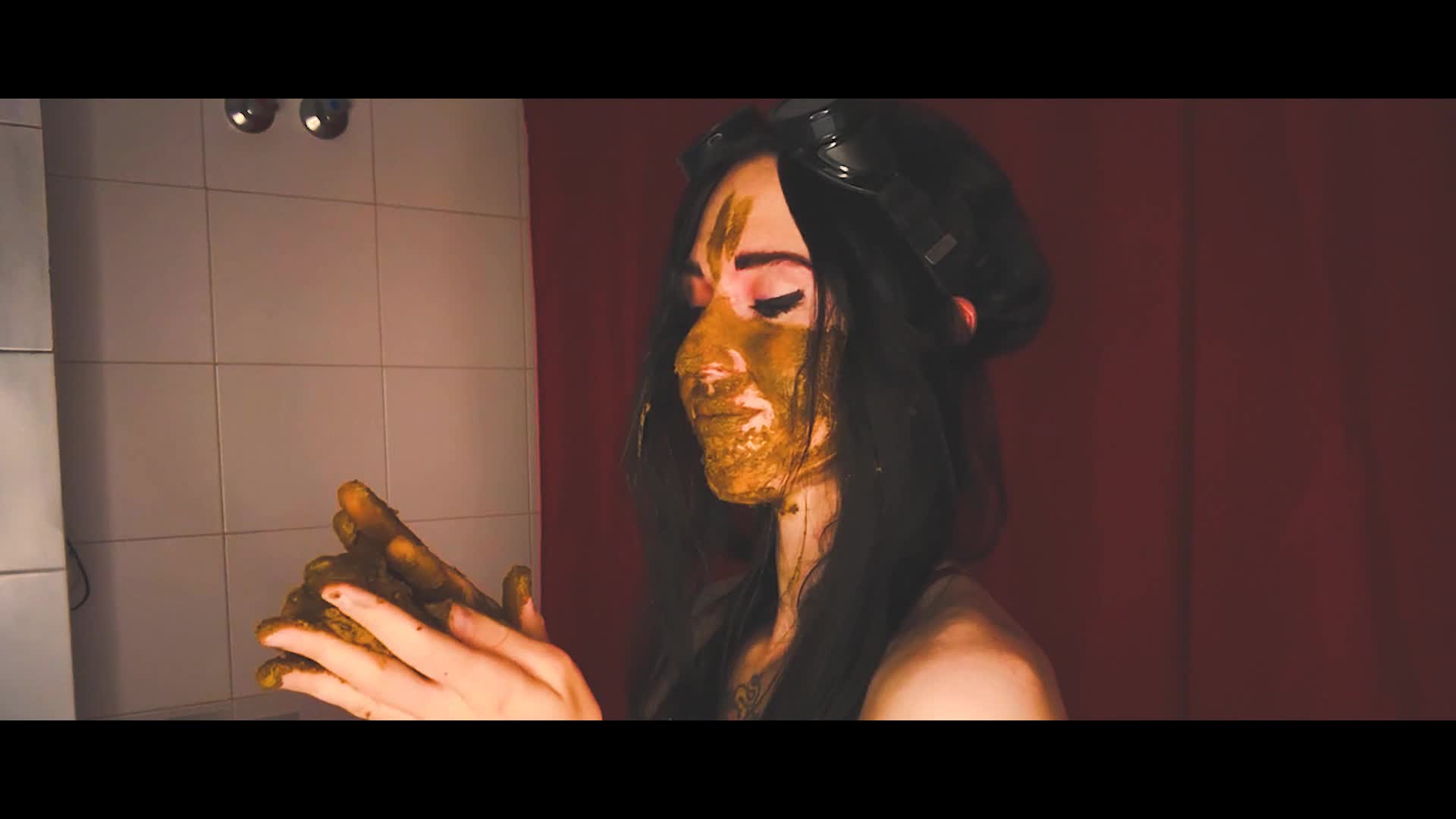 DirtyBetty – WTF Shit Grabber Attack