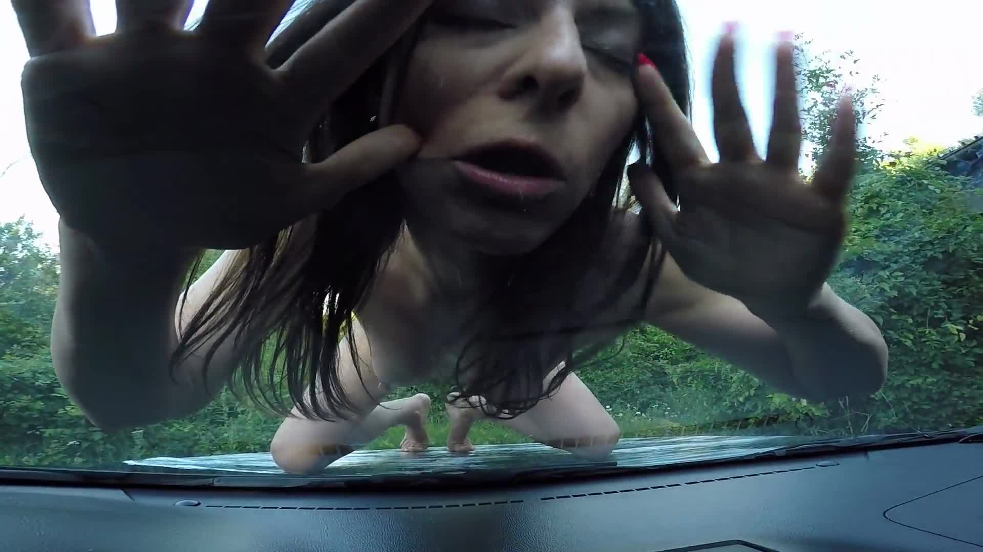 Julia Jordan – Kissing and licking the windshield