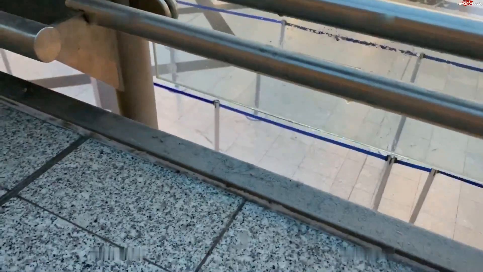 SteffiBlond – Im Flughafen dort Mund markiert – selbst die Aussichtsplat…