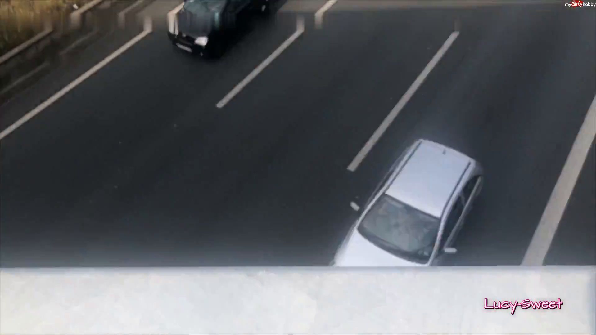 Lucy-Sweet – GeileSekt Wasche Fur Die Autos