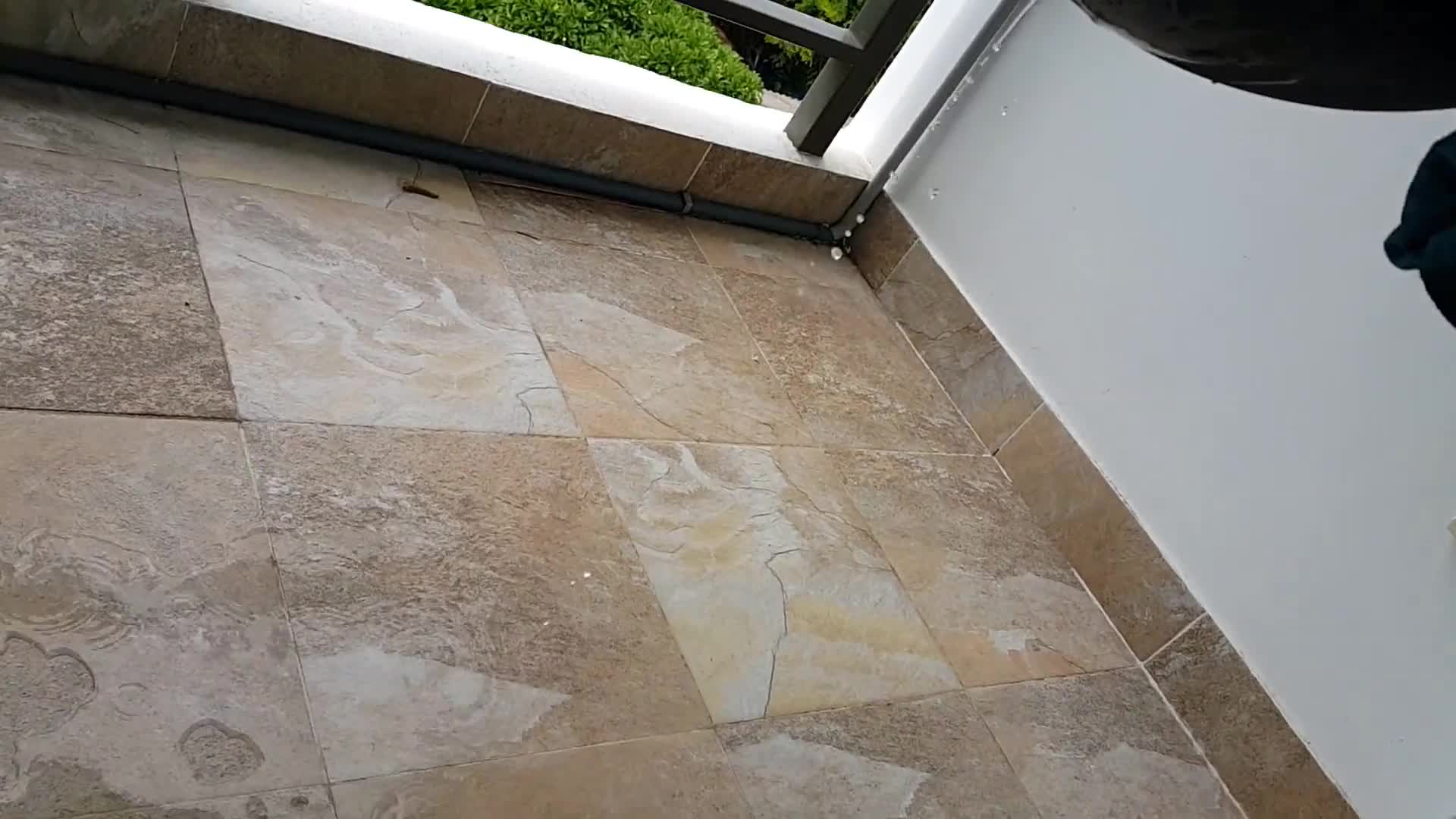 Daddy power – Hot Rain pee in the Hammock