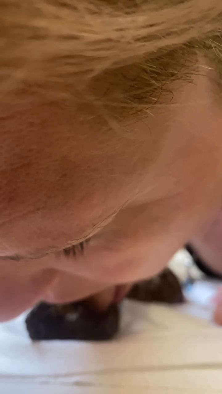 XshayXshayX – Tongue in Shit