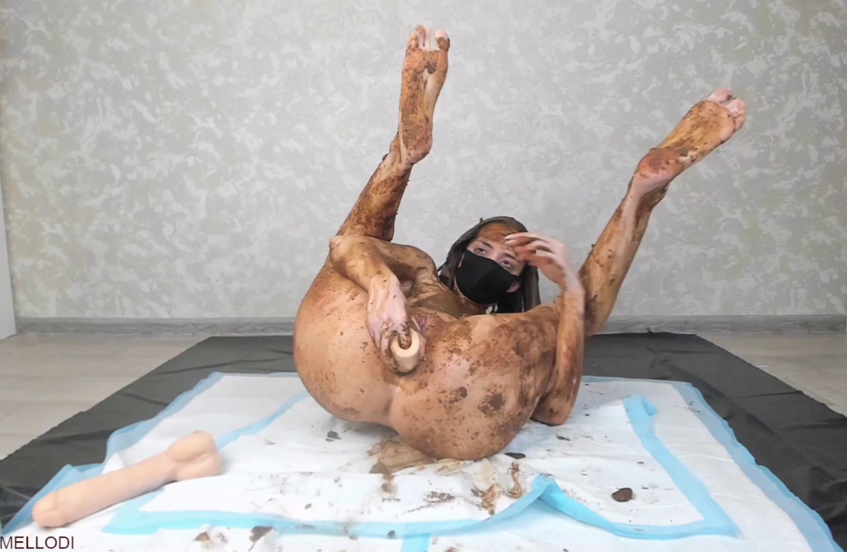 MELLODI – A lot of poop