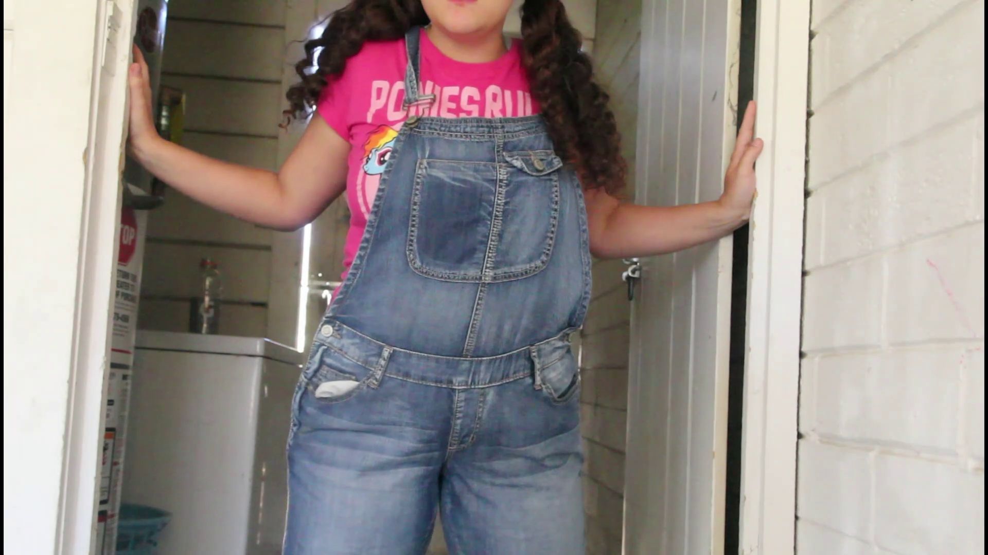 Overalls wetting custom