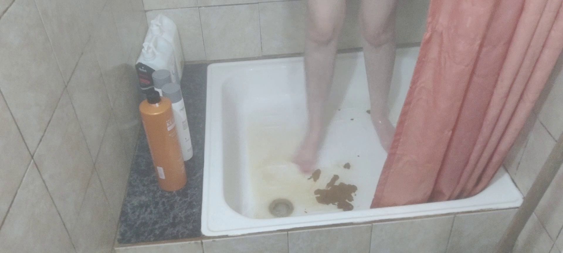 RavenHearth666 – Stepping and squashing poop with my feet