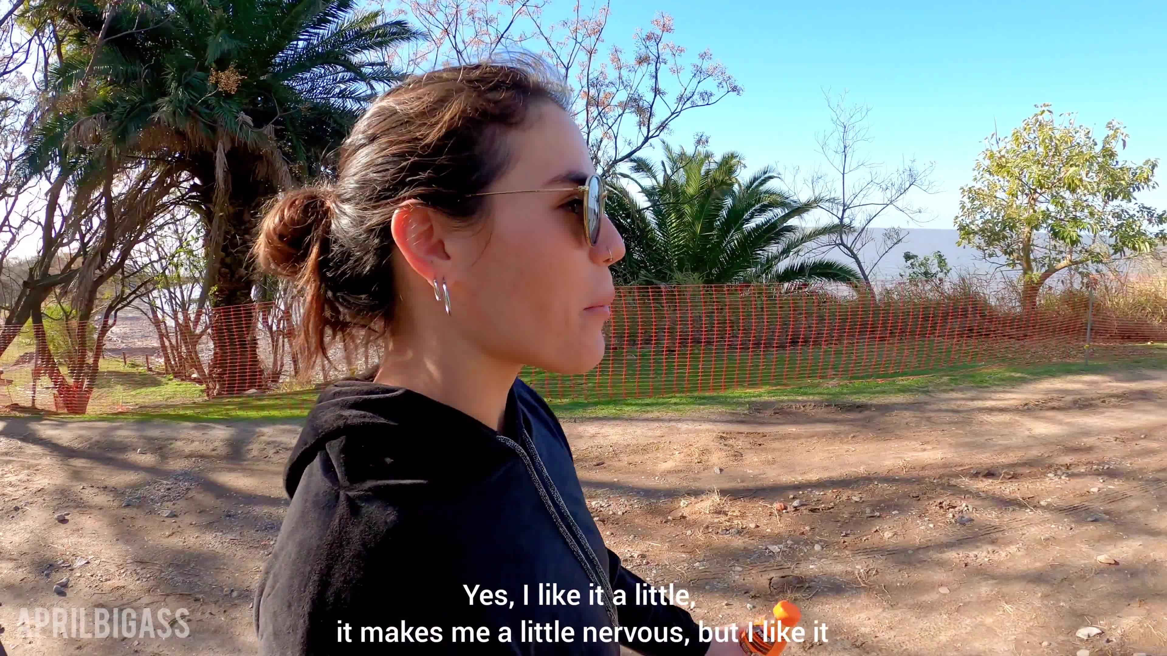 April BigAss – Pee Drinking In Public Park From Argentine