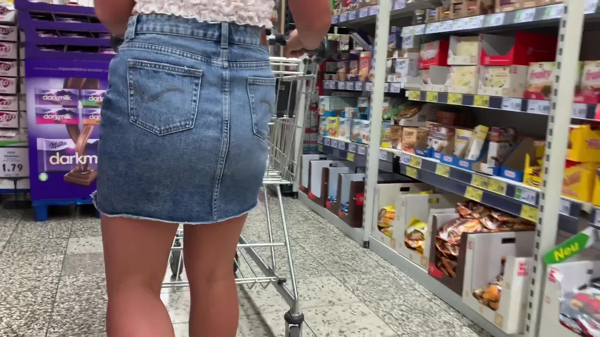 Kack and piss sauerei in the middle of the shop – Anale Bockwurst introd…