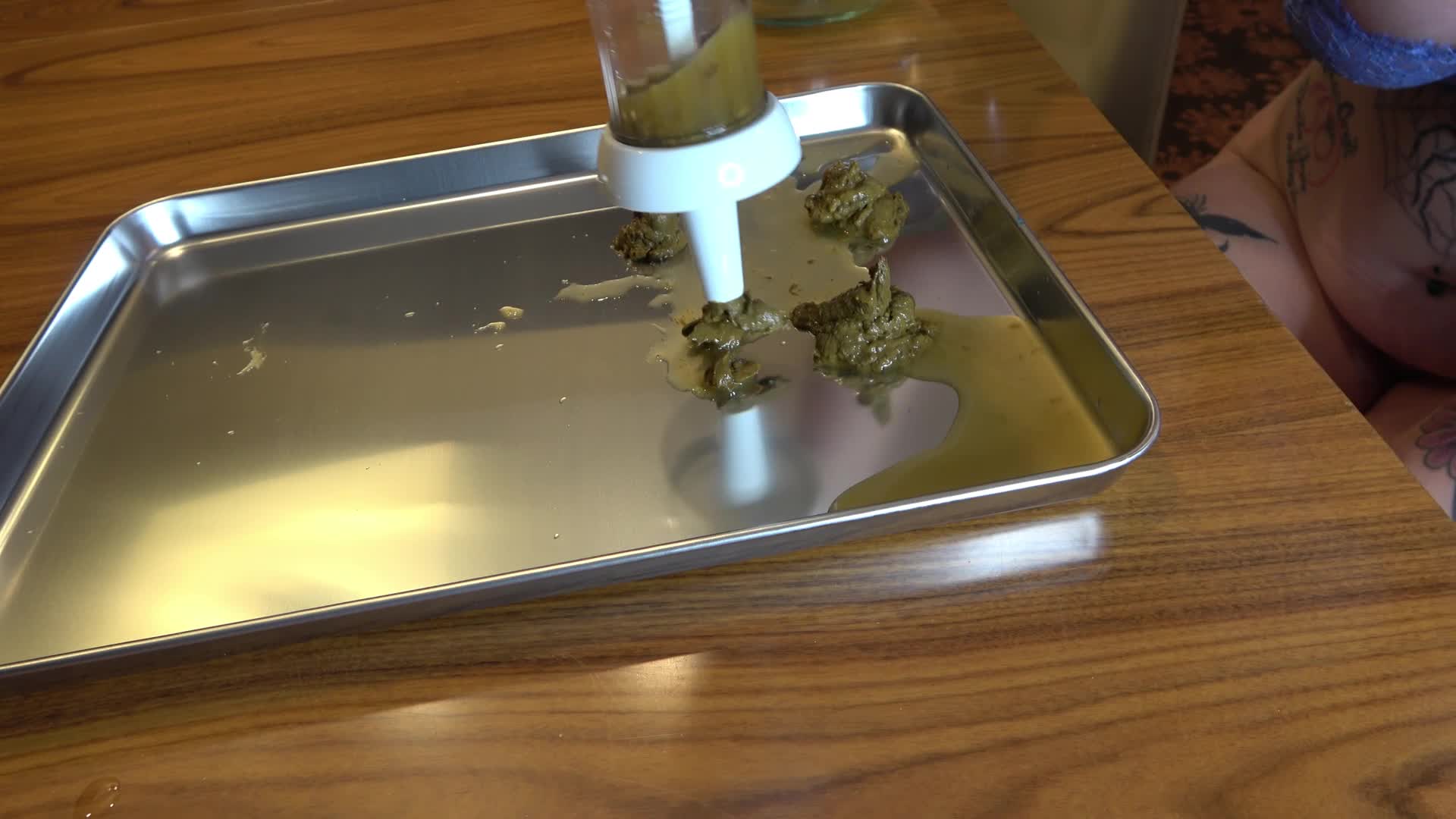 Mistress Zaida – Catching My Slave Eating My Shit Cookies