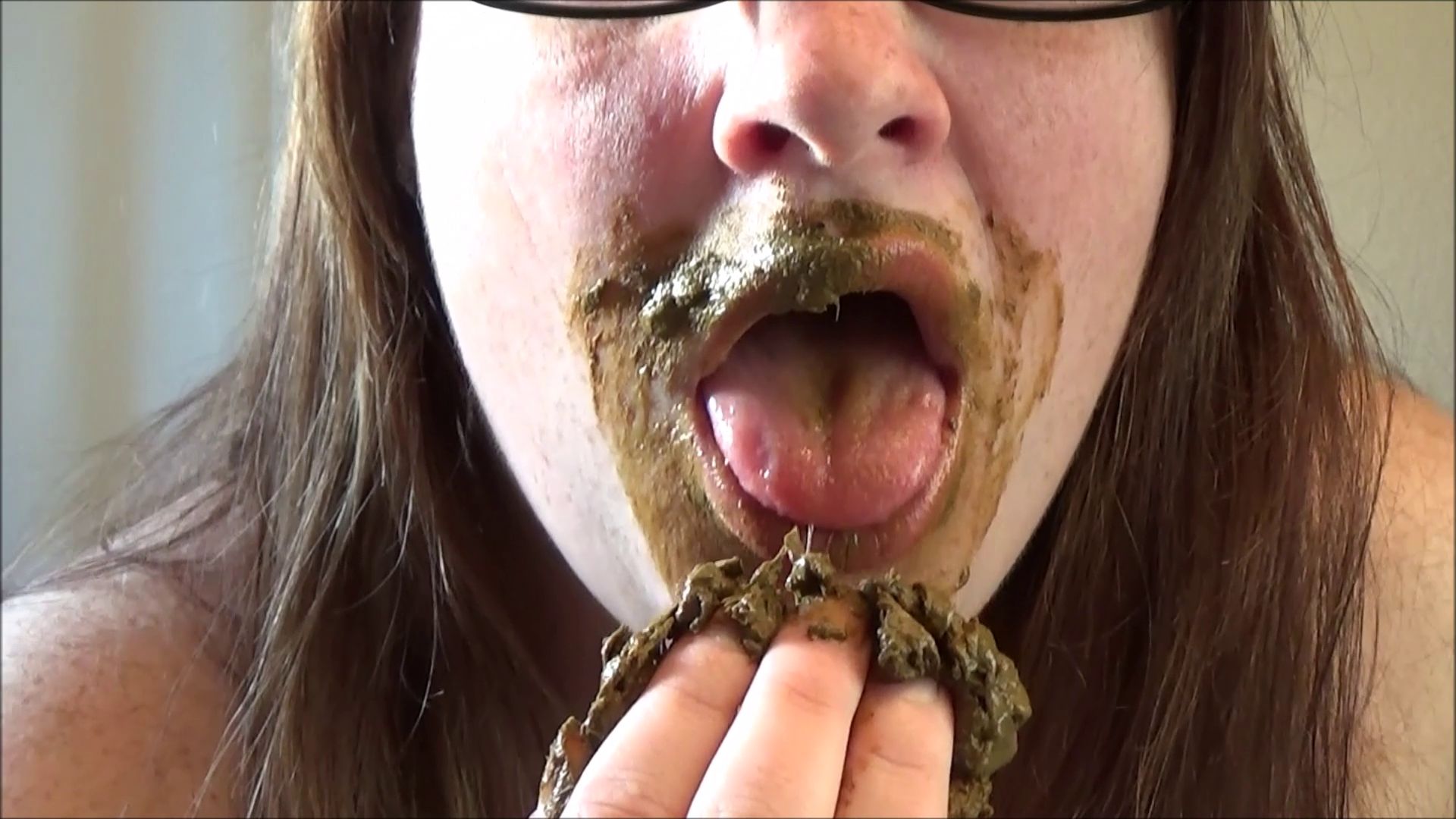 amanthaStarfish – I Eat My Shit!