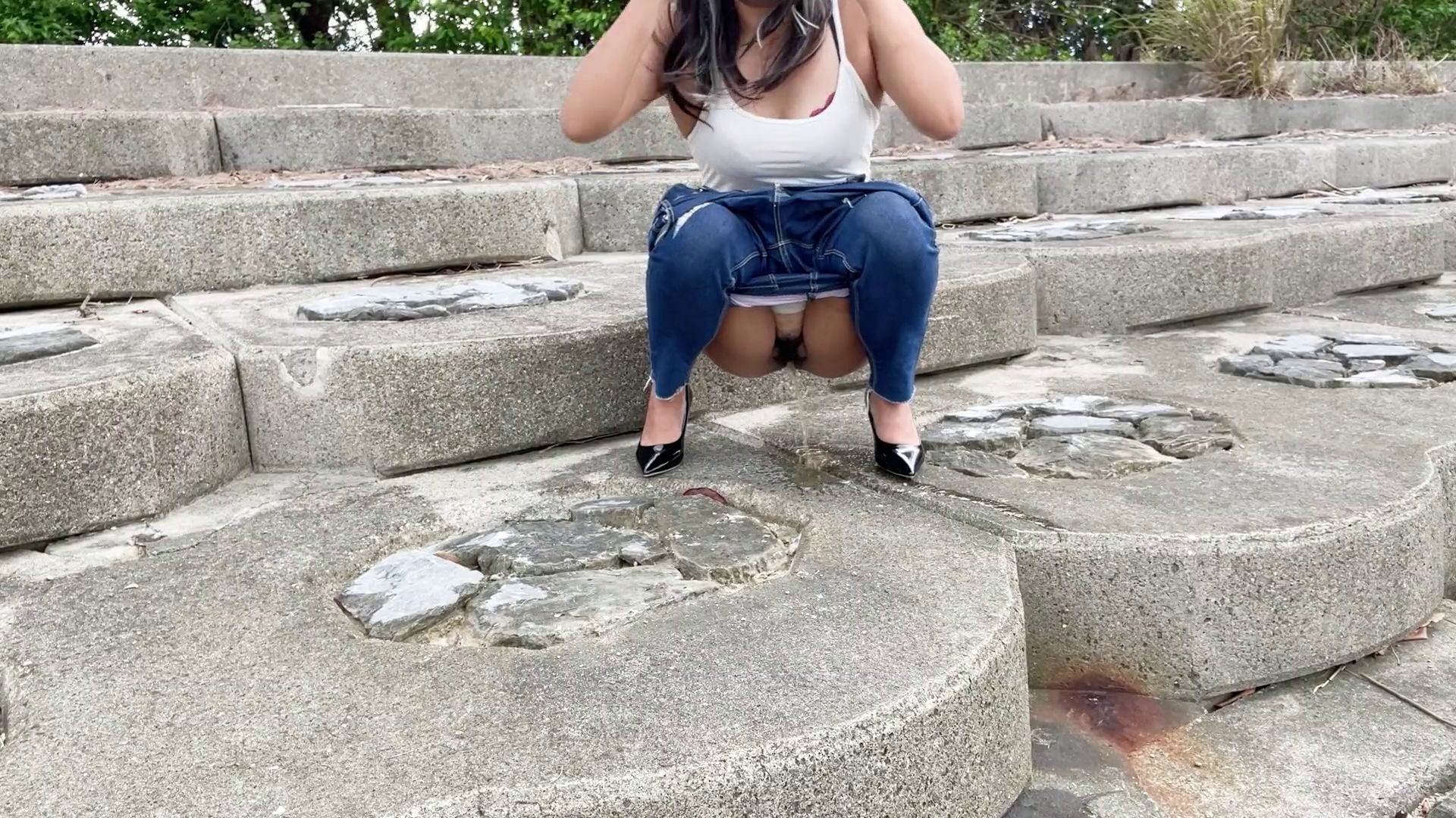 Peeing outside is thrilling and feels good