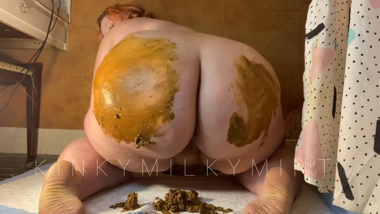 KinkyMilkyMint – Early Morning Shit and Smear