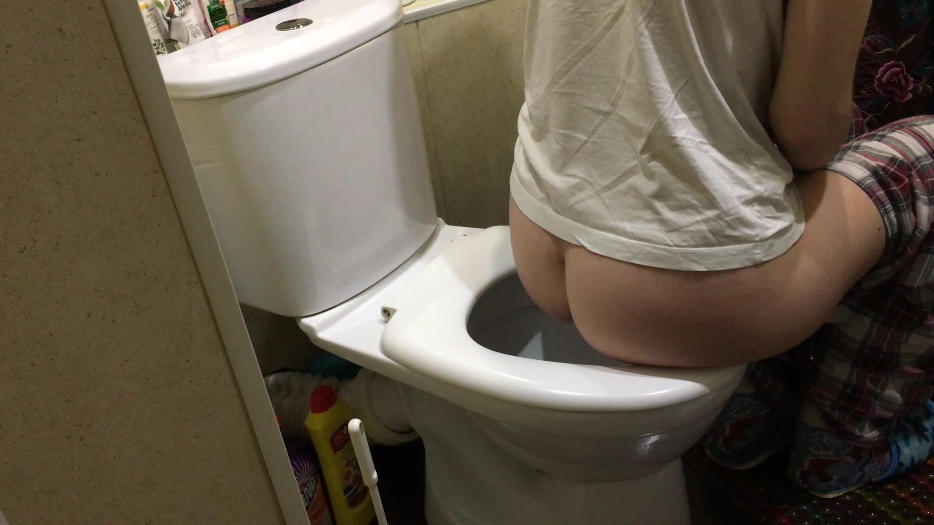 Markovna – Juicy Hard Shit Out My Tight Ass