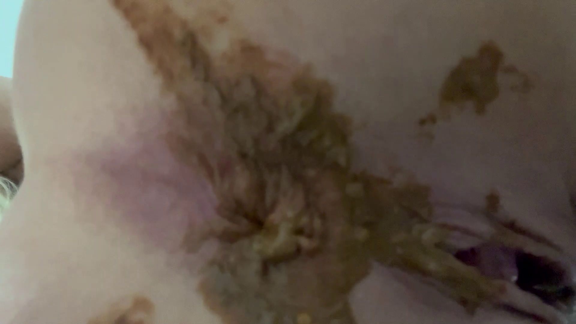 thefartbabes – Goddess Poops 4 You