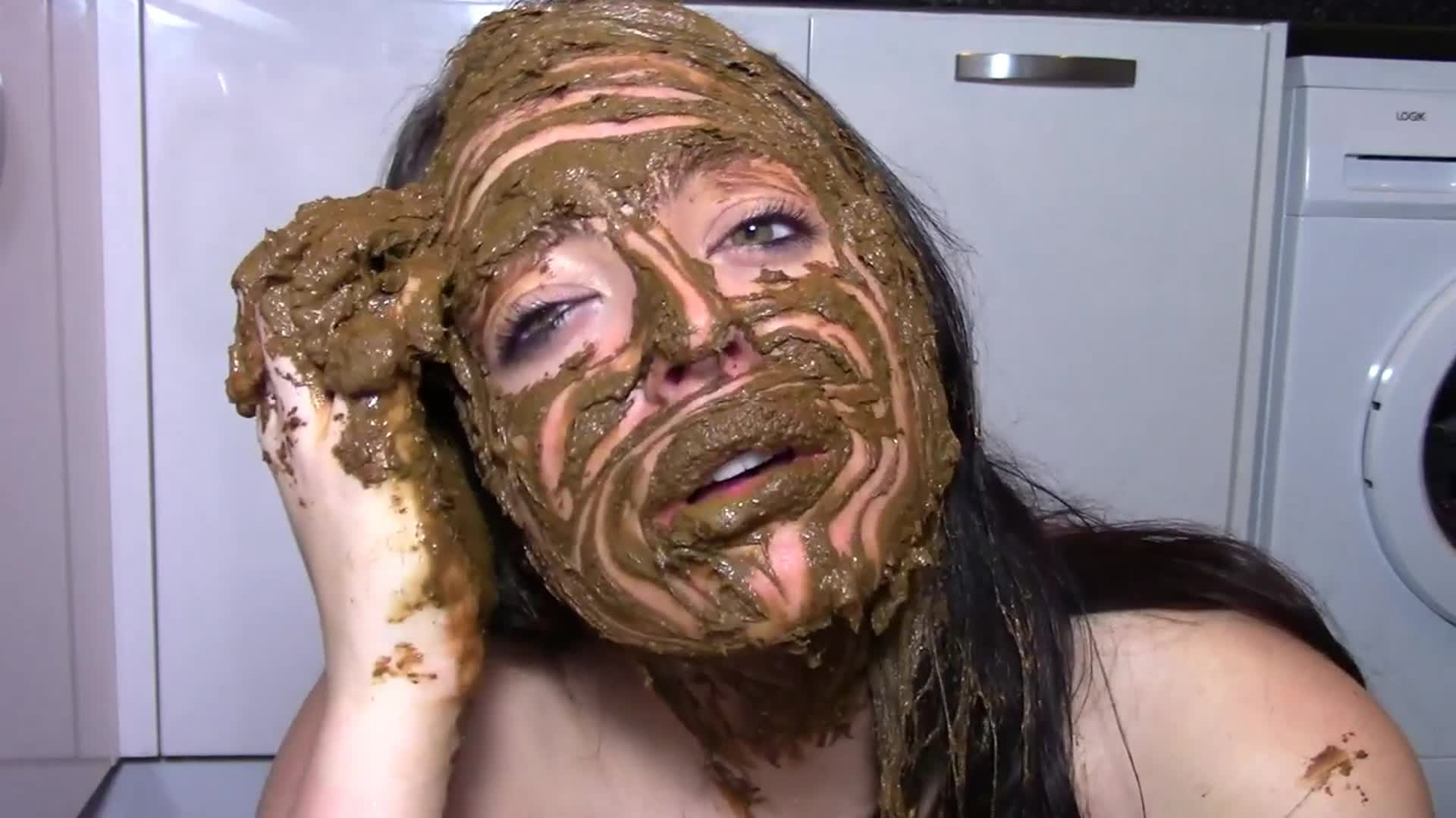 Extreme face smear and cum