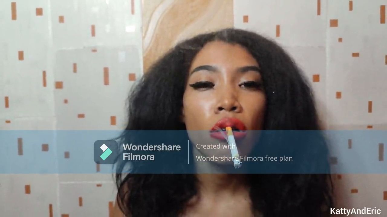 LittleKatty – Dirty My Face nd Hair Shit Saved for 5 Days