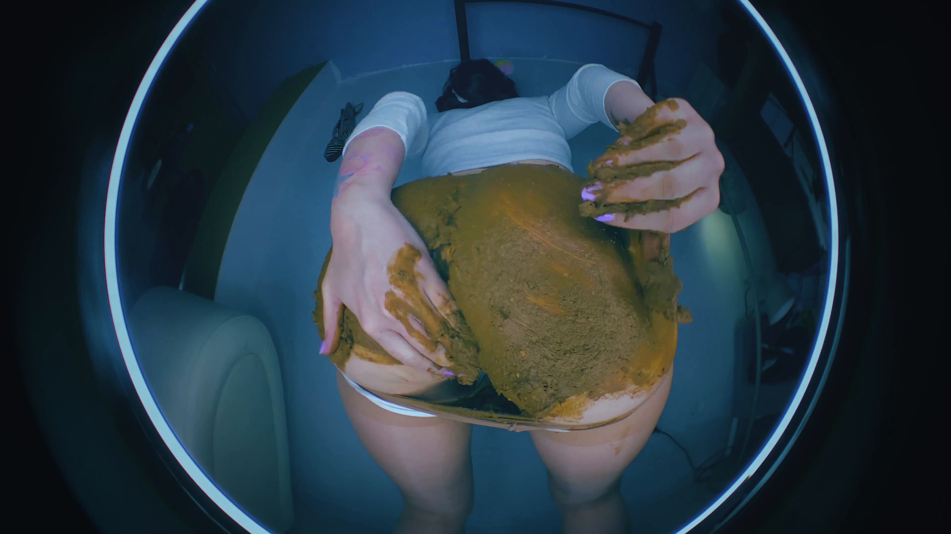 DirtyBetty – !Sniff This! Scat Pantyhose