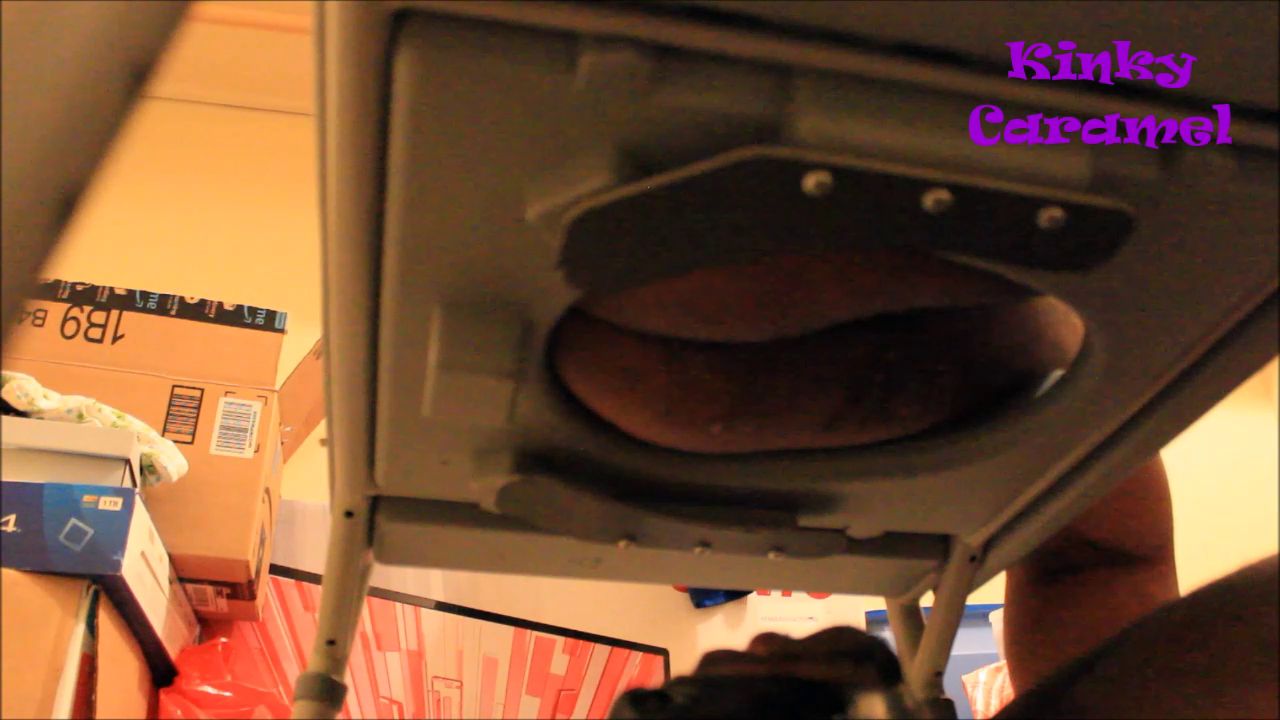 GoddessKinkyCaramel – Domination Shit in mouth