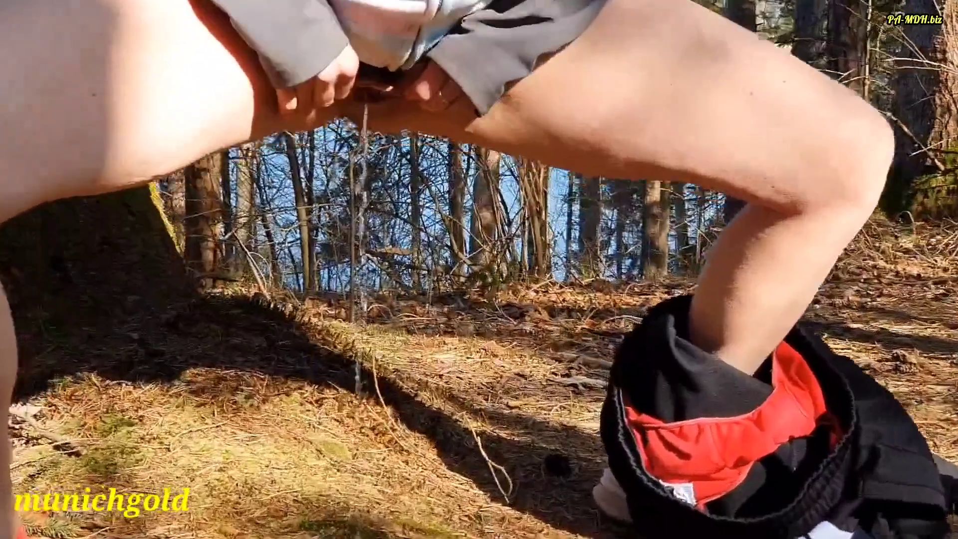 Munichgold – Meine Neue Kinky Pee Zusammenstellung Outdoor – Meine Haari…