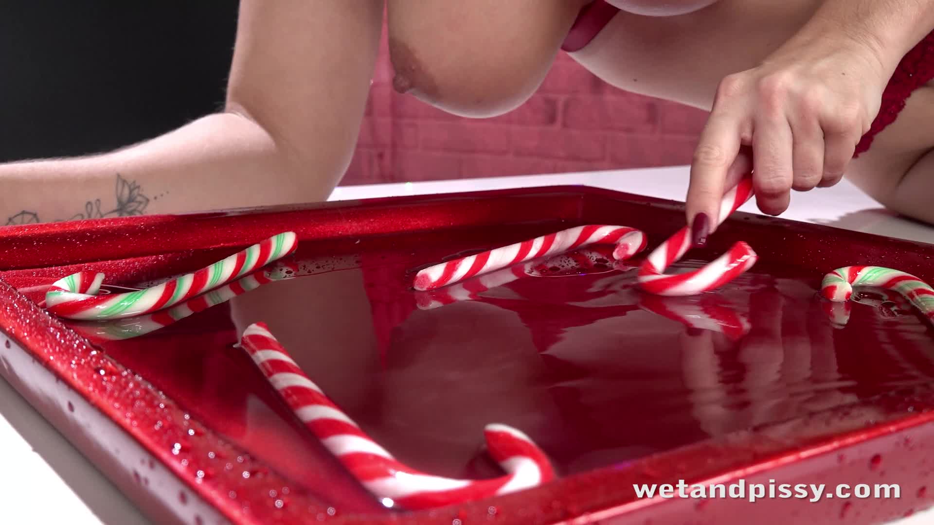 Eva Brown – Feeling Festive