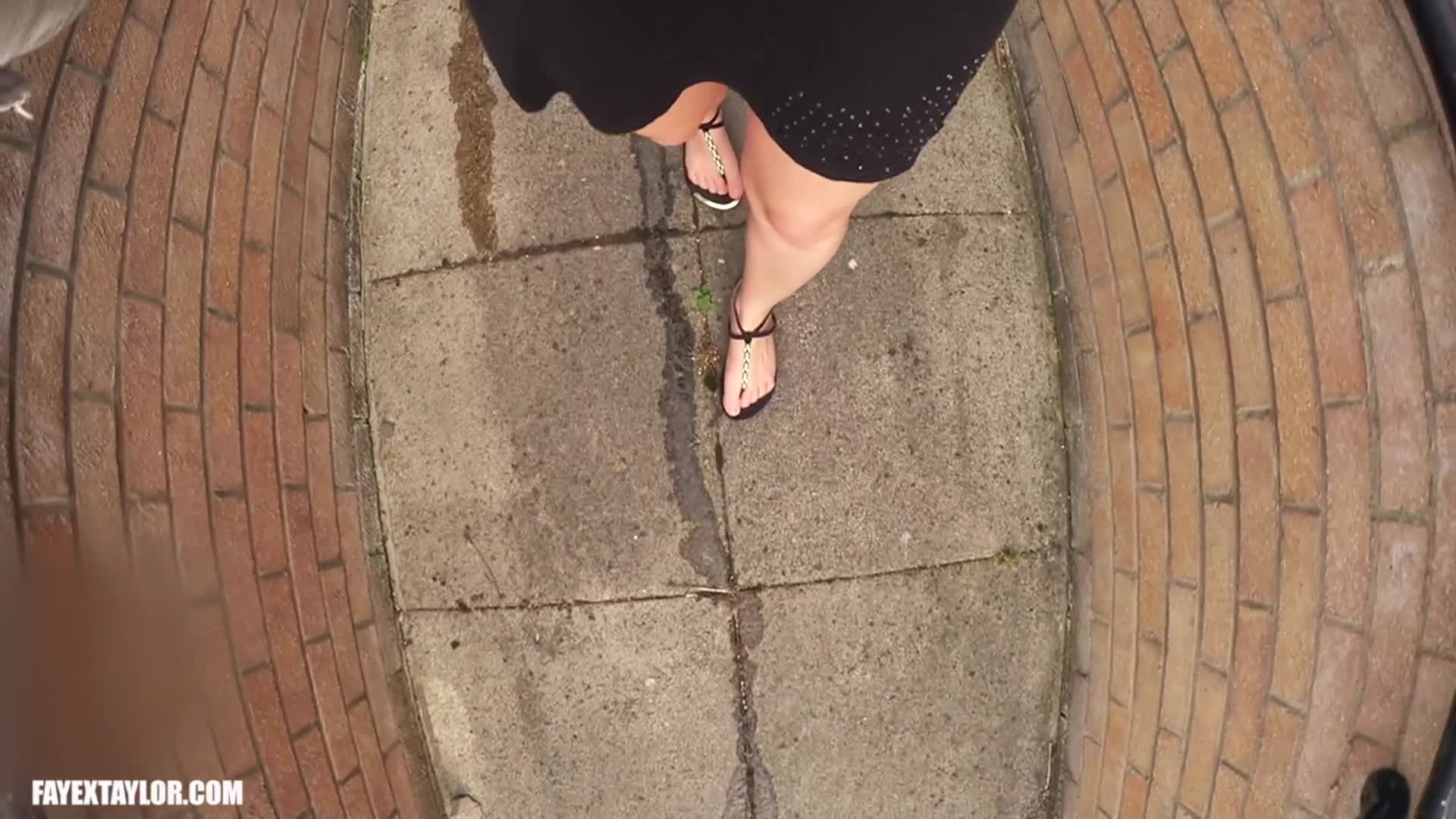 Faye Taylor – Outside stroll