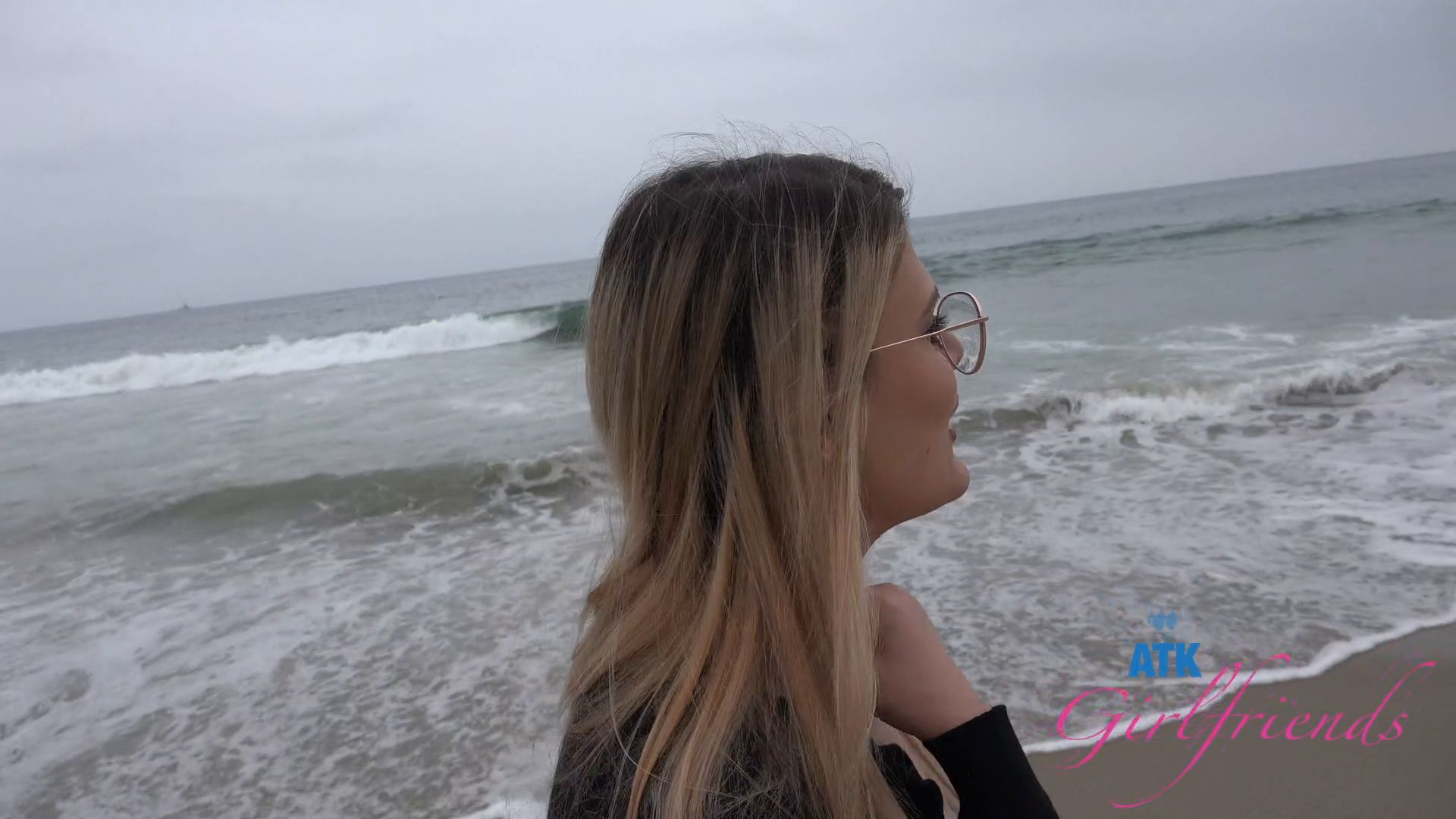 Riley Rose – Malibu