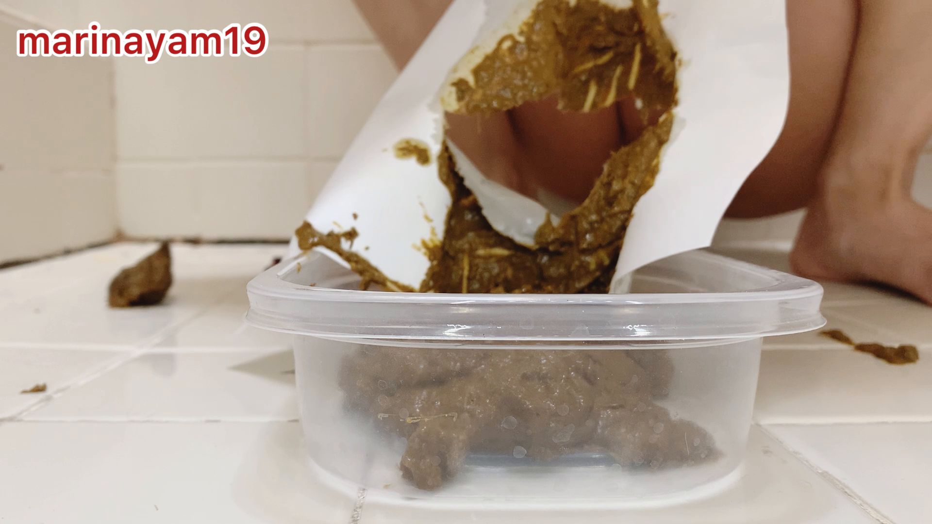 Marinayam19 – Diarrhea collection into container