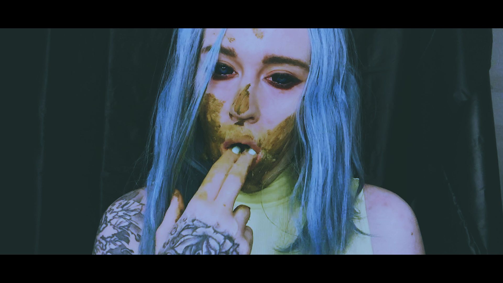 DirtyBetty – This is Spooky Scat Wife Betty