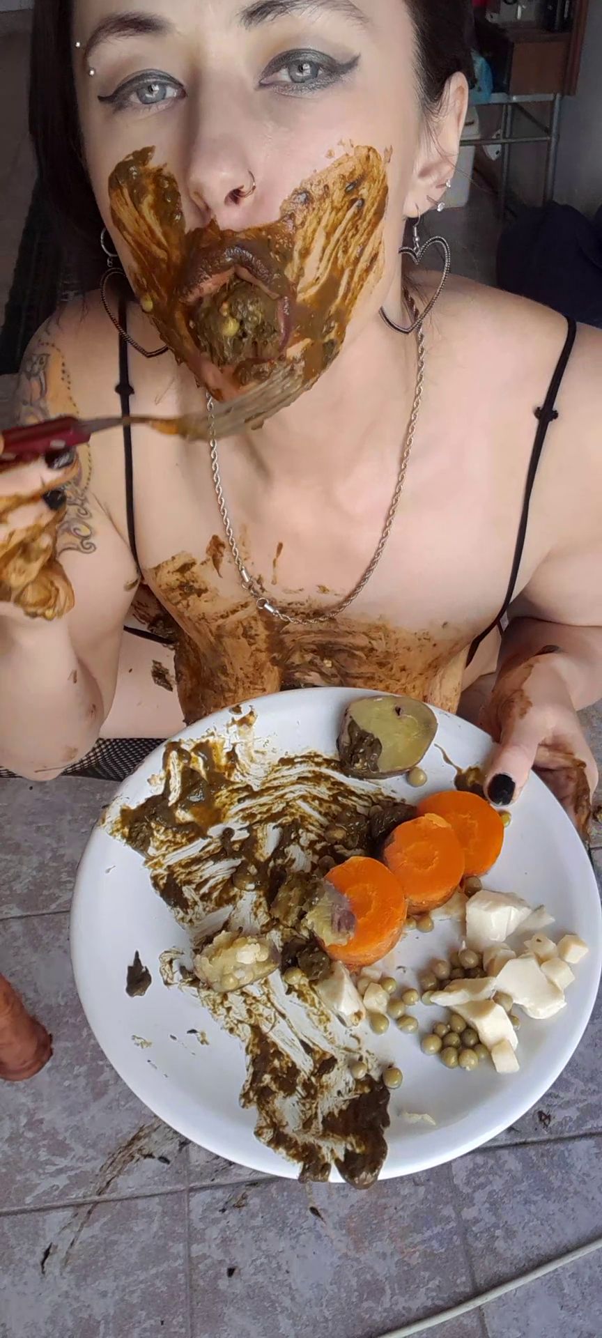 LiliXXXFetish – Tasty Anal Dish